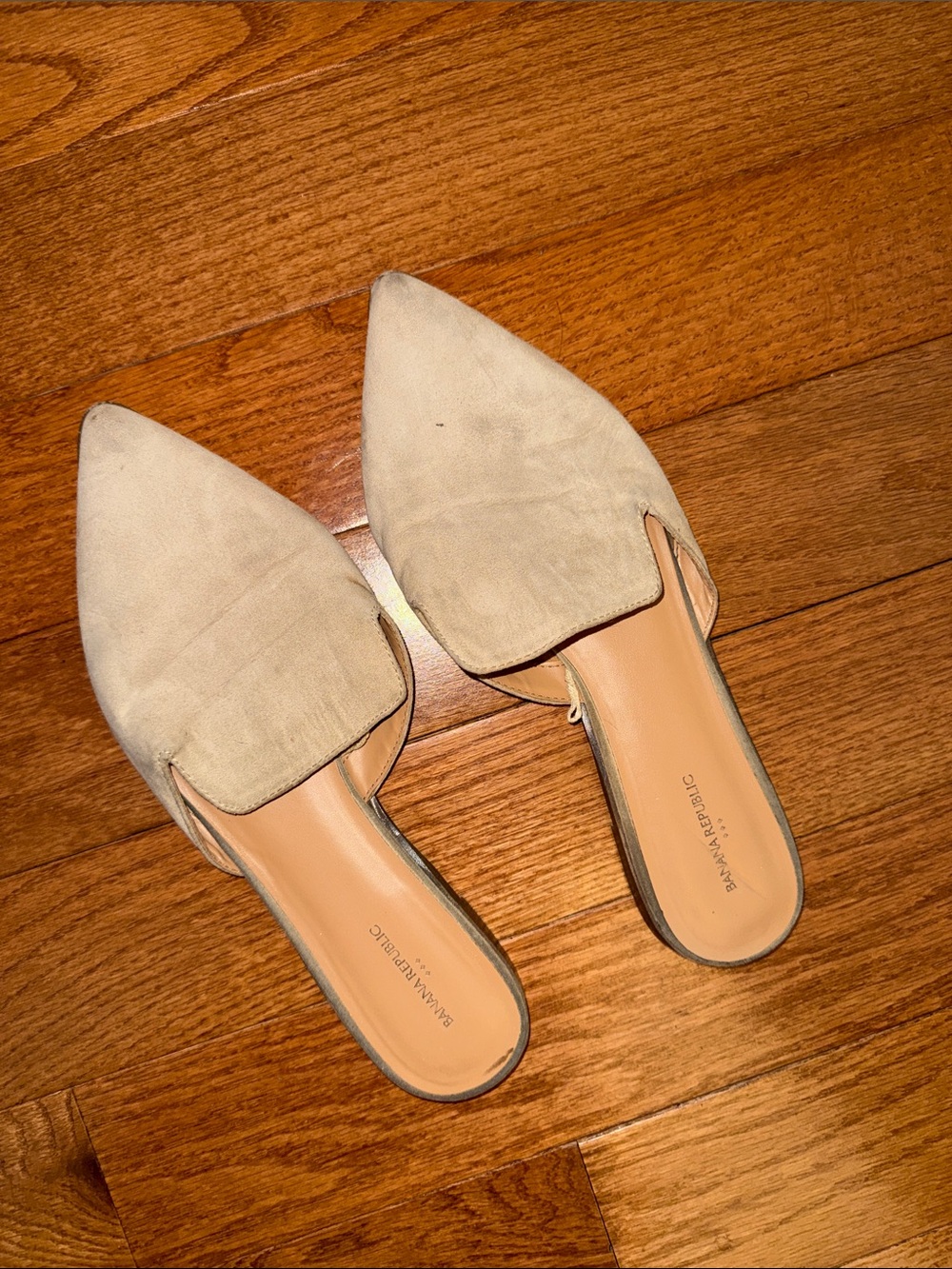 Banana Republic Taupe Pointed-Toe Slip-On Mules